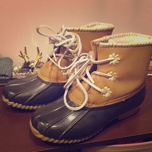 Jack Rogers duck boots size 6! 🍂